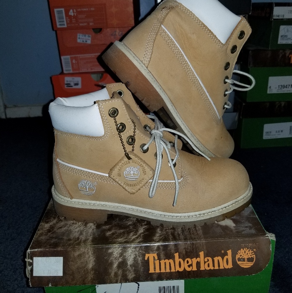 Timberlands - Picture 2 of 2